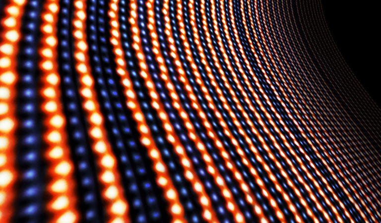 "Atomic Sandwiches" Could Make Computers 100X Greener