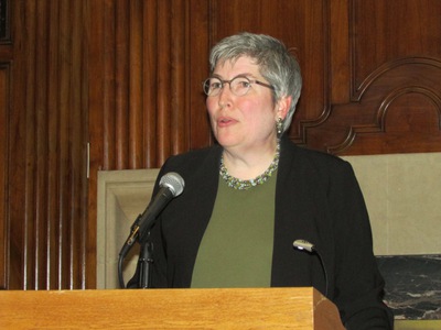 Liz Holm gives inaugural MSE Distinguish Alumni Lecture