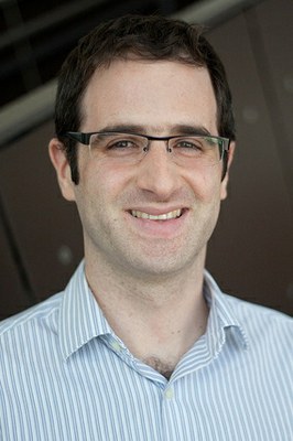 Manos Kioupakis receives NSF CAREER Award