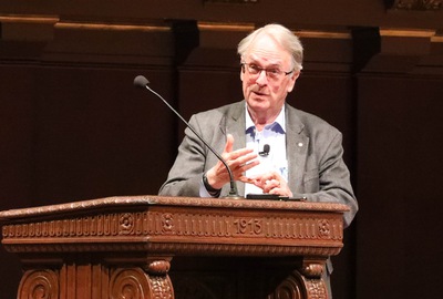 Whittingham delivers historic Van Vlack Lecture